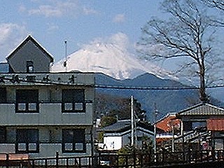 松田駅から見える富士山